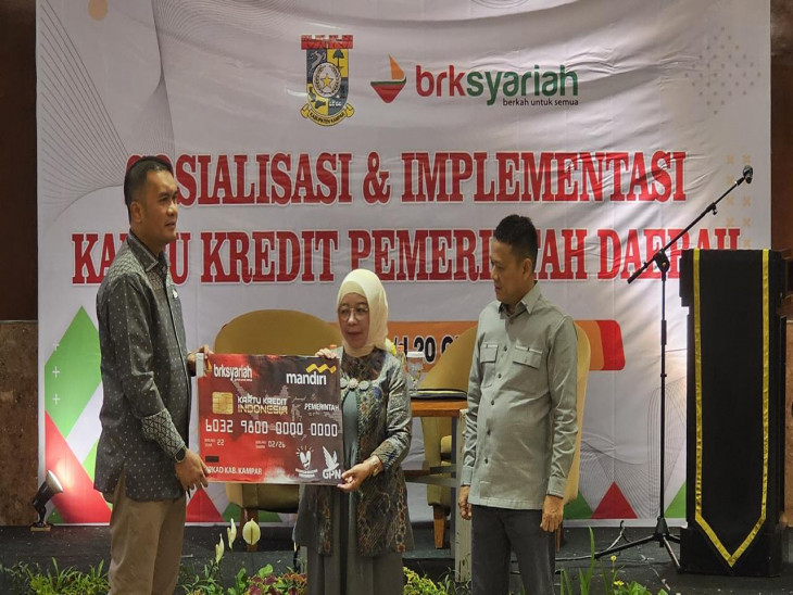 High Level Meeting Percepat Implementasi KKPD/KKI Terintegrasi SIPD di Bandung