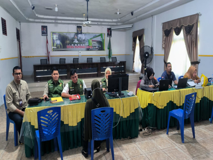 Bapenda Kampar dan Bank Riau Kepri Gelar Tax Mobile dan Sosialisasi QRIS di Desa Pandau Jaya