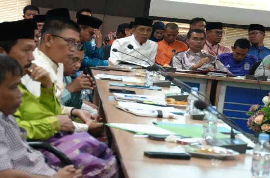 Optimalkan PAD dan Percepatan Belanja, Bupati Kampar Ahmad Yuzar Pimpin High Level Meeting Strategis